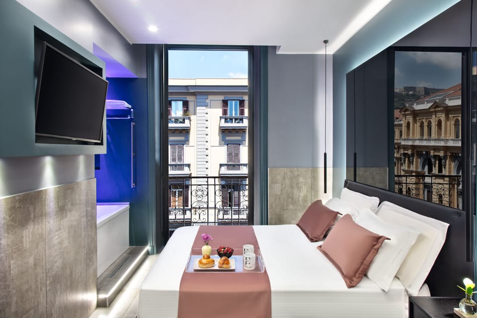 Superior Room, Non Smoking, City View | Egyptian cotton sheets, premium bedding, memory foam beds, minibar