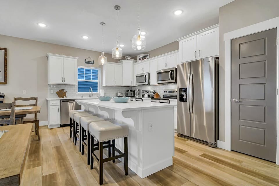 Cabinets are stocked with everything you would need to cook up your favorites!