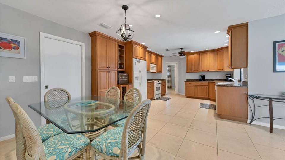 Whip up wonders: Our kitchen, where recipes come to life!