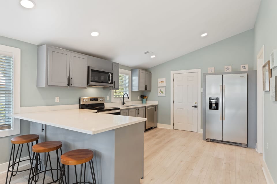 Kitchen with bar seating