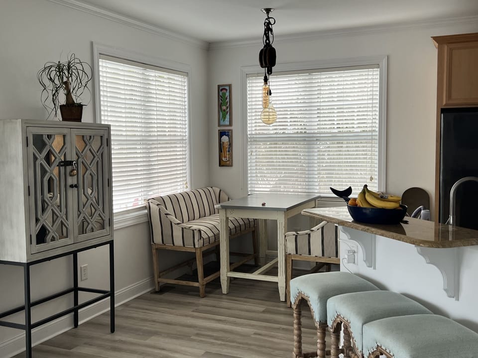 Breakfast nook