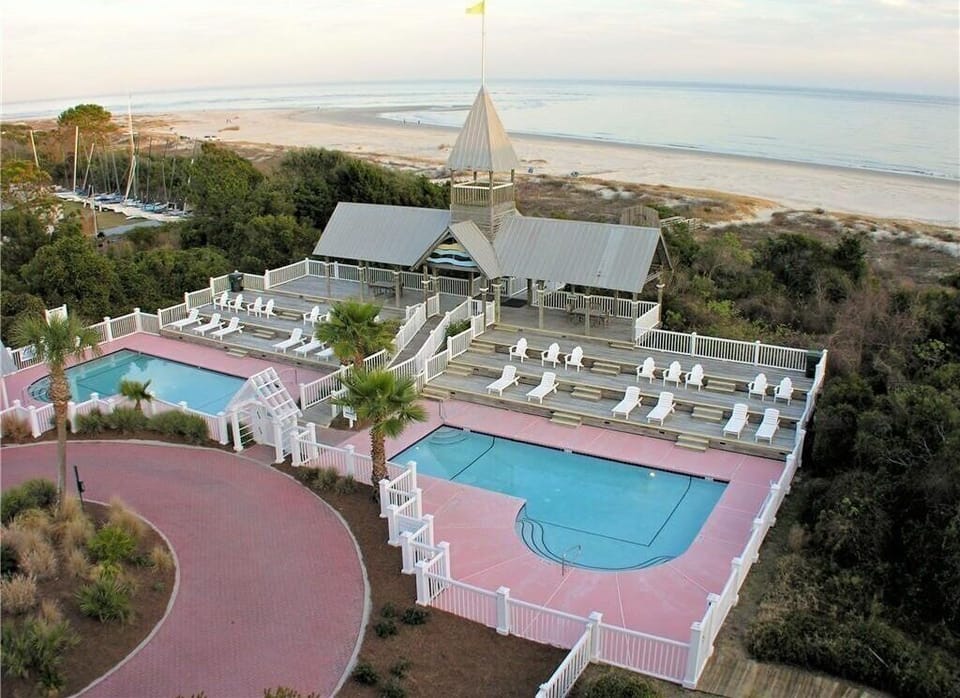 2 ocean front pools