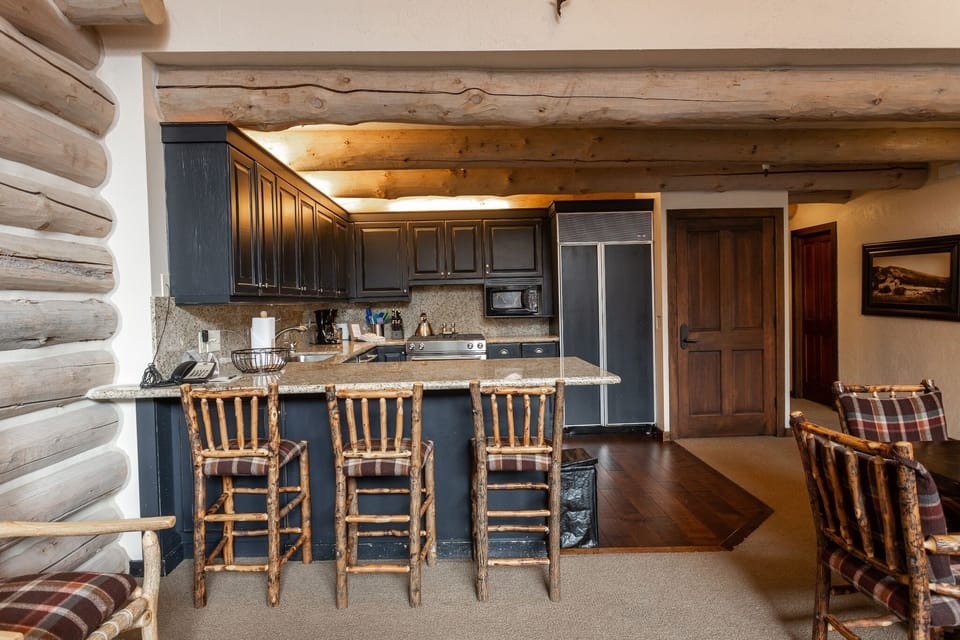 Hardwood, Room, Indoors, Flooring, Furniture