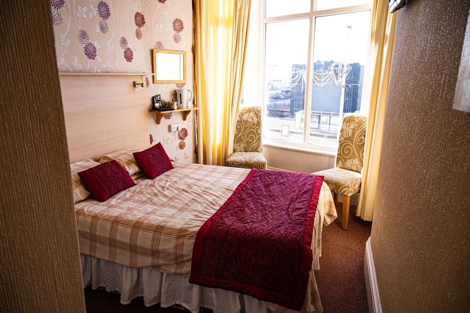 Standard Double Room, Resort View (Room 4) | Hypo-allergenic bedding, iron/ironing board, free WiFi, bed sheets