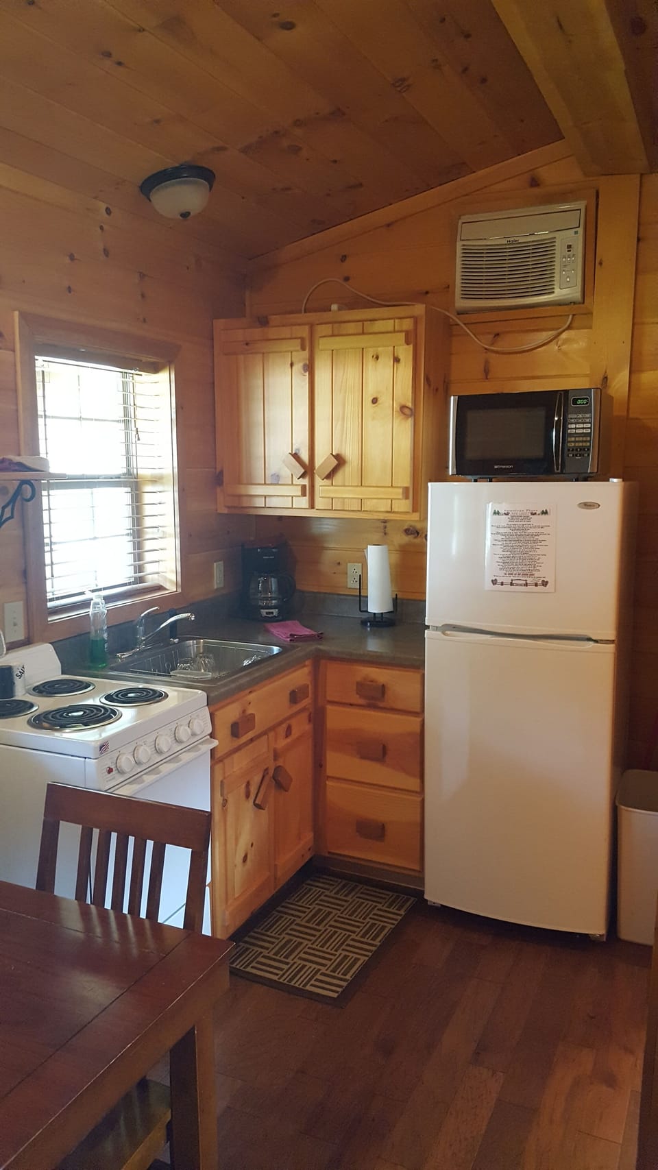 Full kitchen