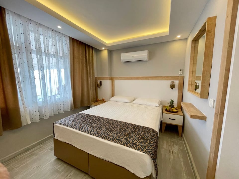 Panoramic Double Room | Minibar, free WiFi, bed sheets