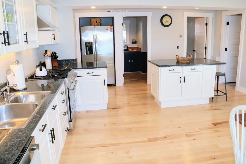 Spacious kitchen