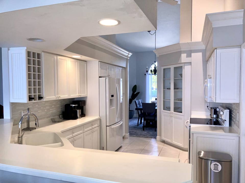 Kitchen fully equipped with views of the water!