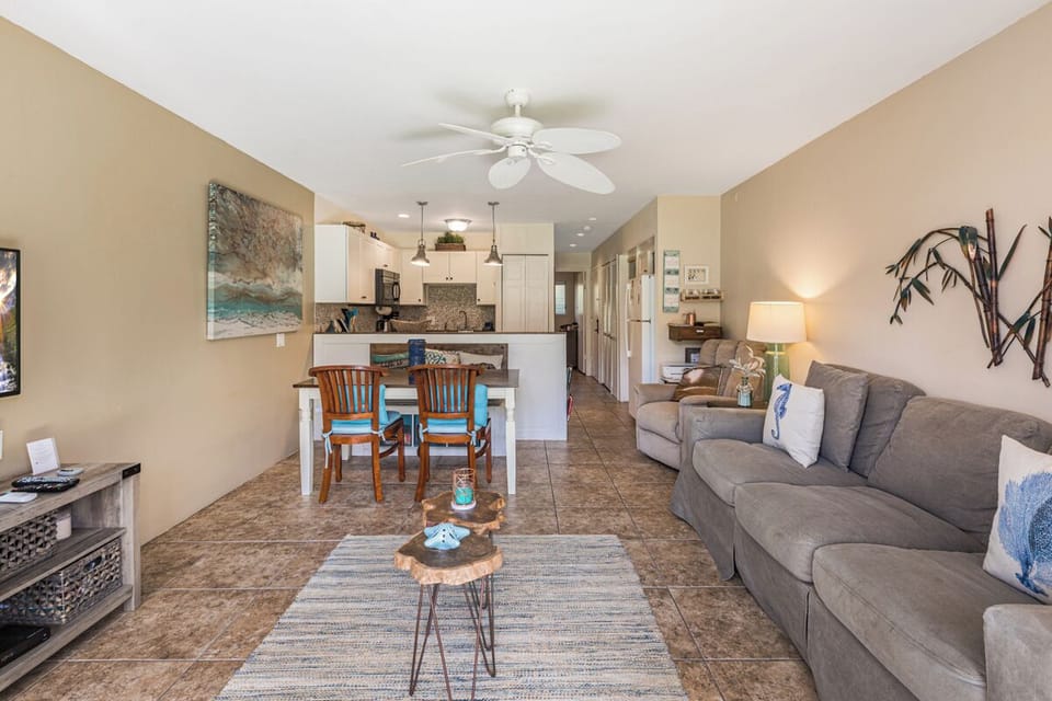 All inclusive view of living room to Entry
