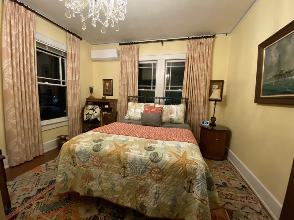 The Strand Room Bed