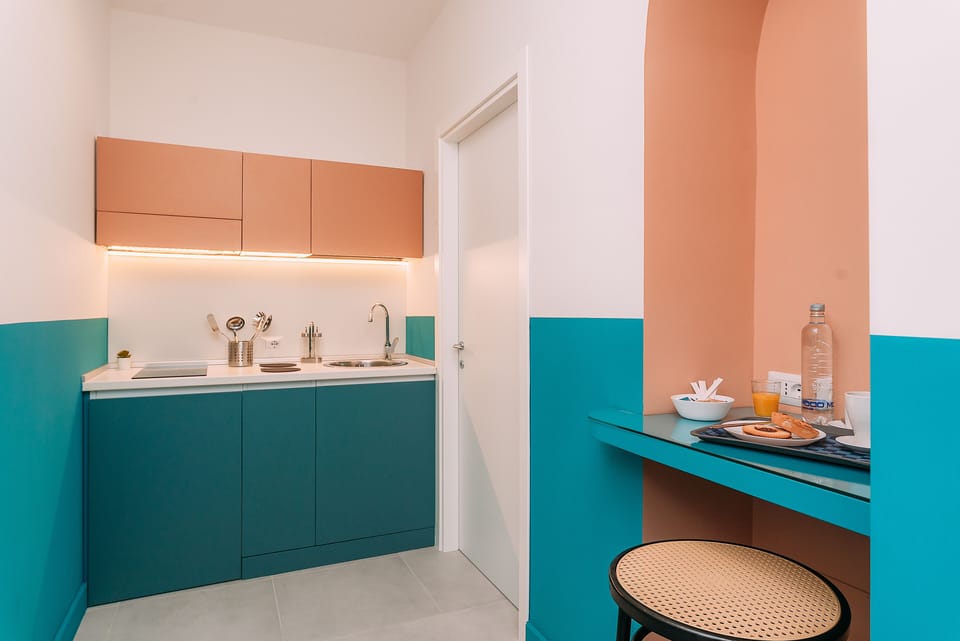Deluxe Room | Private kitchen