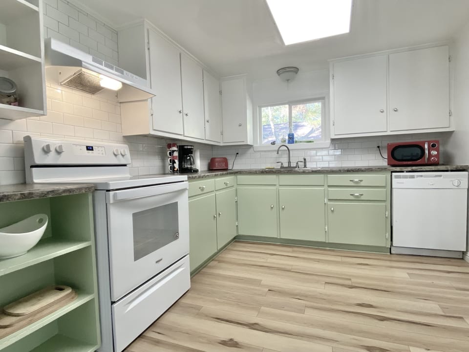 Kitchen | Fully Equipped | Cooking Basics