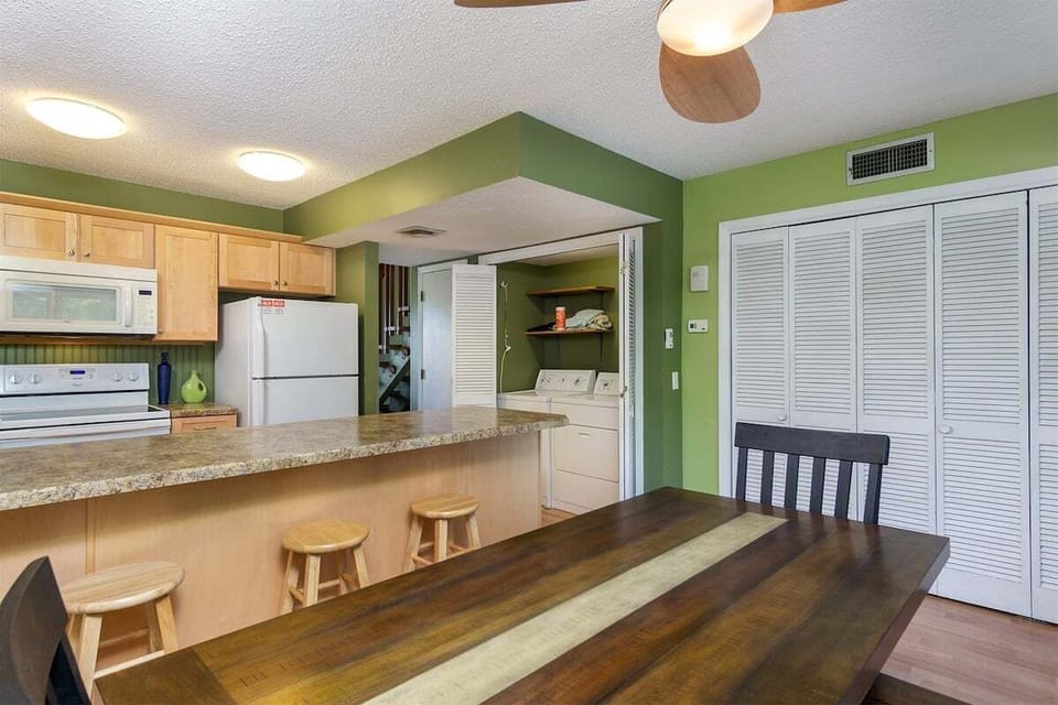 Dining area to gather with friends and family.