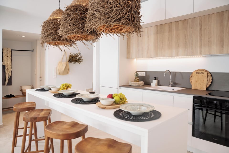 Superior Maisonette with Hot Tub | Private kitchen | Stovetop, espresso maker, electric kettle, toaster