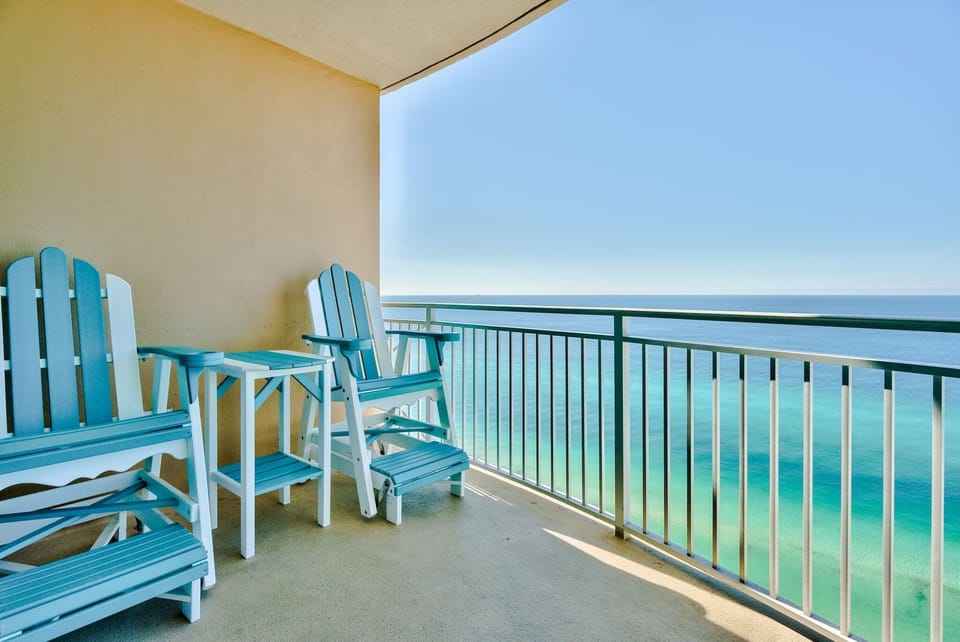 Enjoy your morning coffee or a cold beverage on your private balcony while you soak in the sights and sounds of the Emerald Coast!