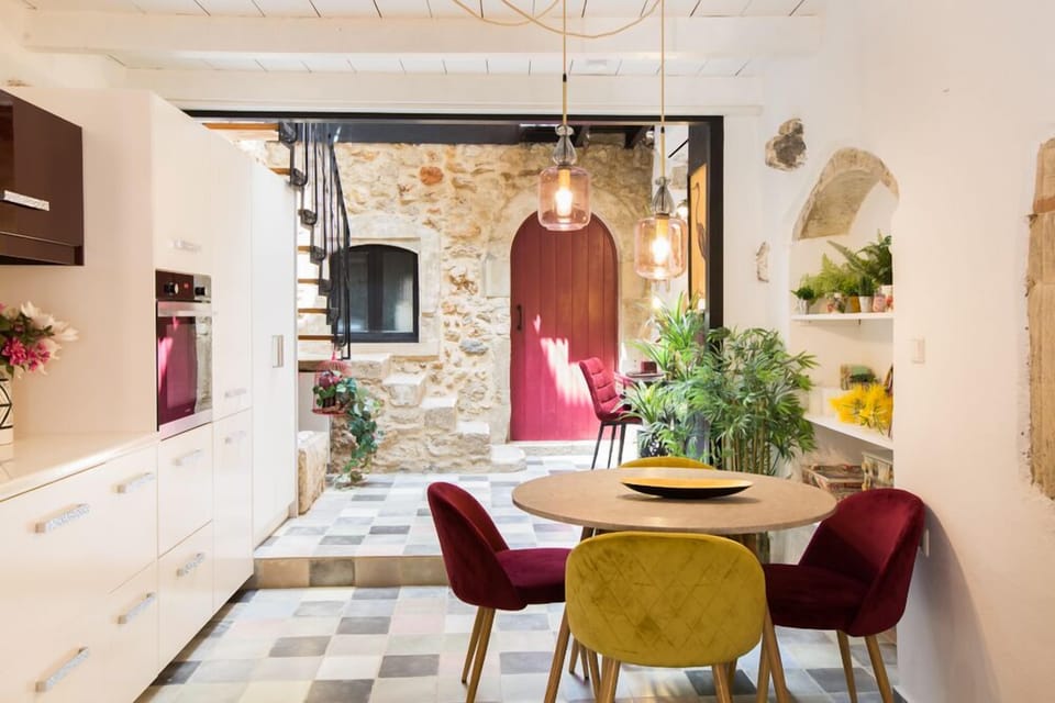 The modern fully equipped kitchen and dining room