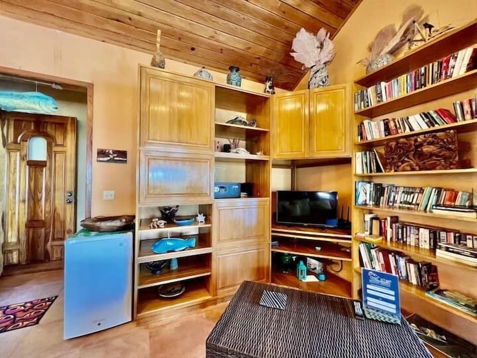Living Room (3)
