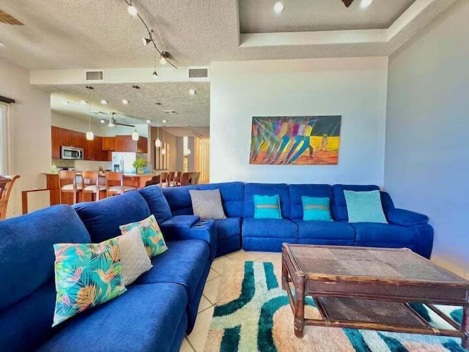 Living Room (1)