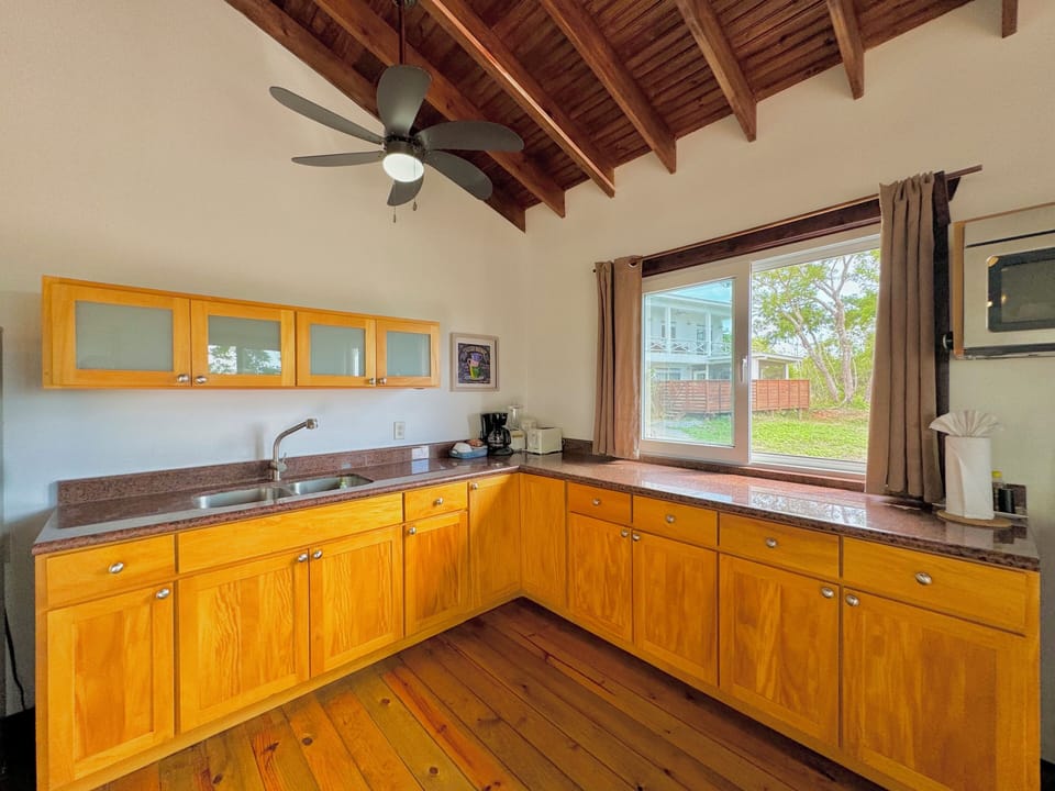 Kitchen (1)