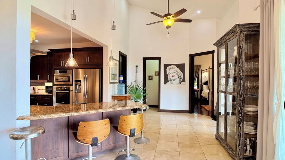 Kitchen (1)