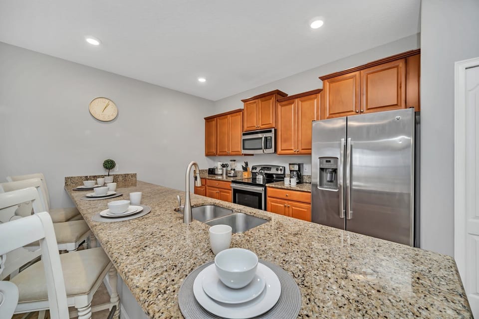 Villa (4 Bedrooms) | Private kitchen | Microwave, oven, stovetop, dishwasher