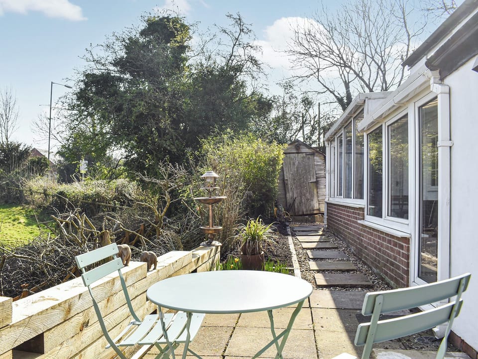Sitting-out-area | Windmill Cottage, Breadsall, near Derby