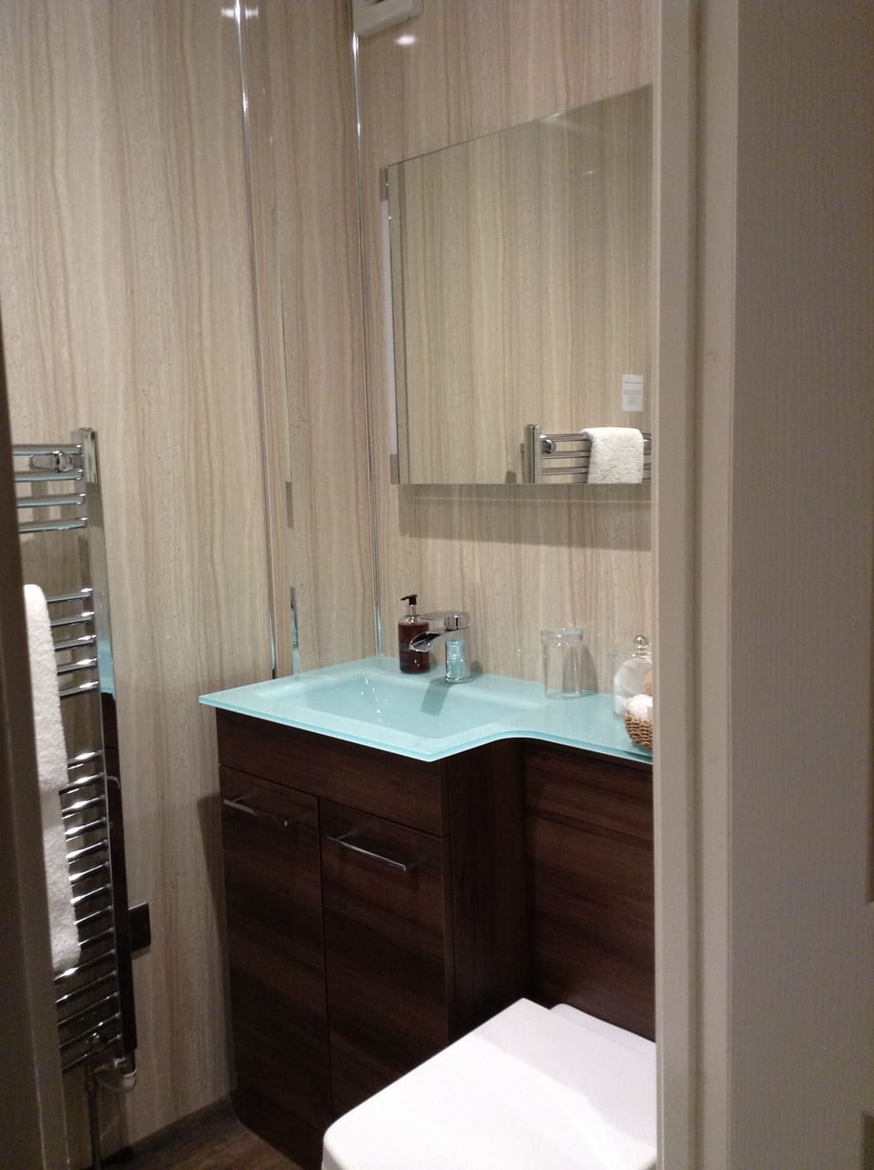 Room 1 Bathroom