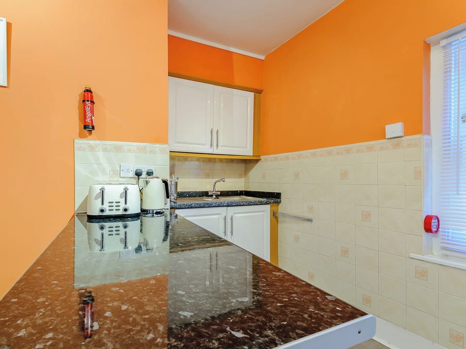Kitchen/diner | Vine Cottage, Broadstairs