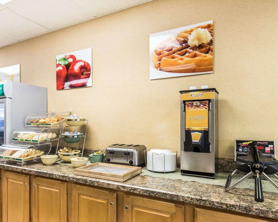Free cooked-to-order breakfast