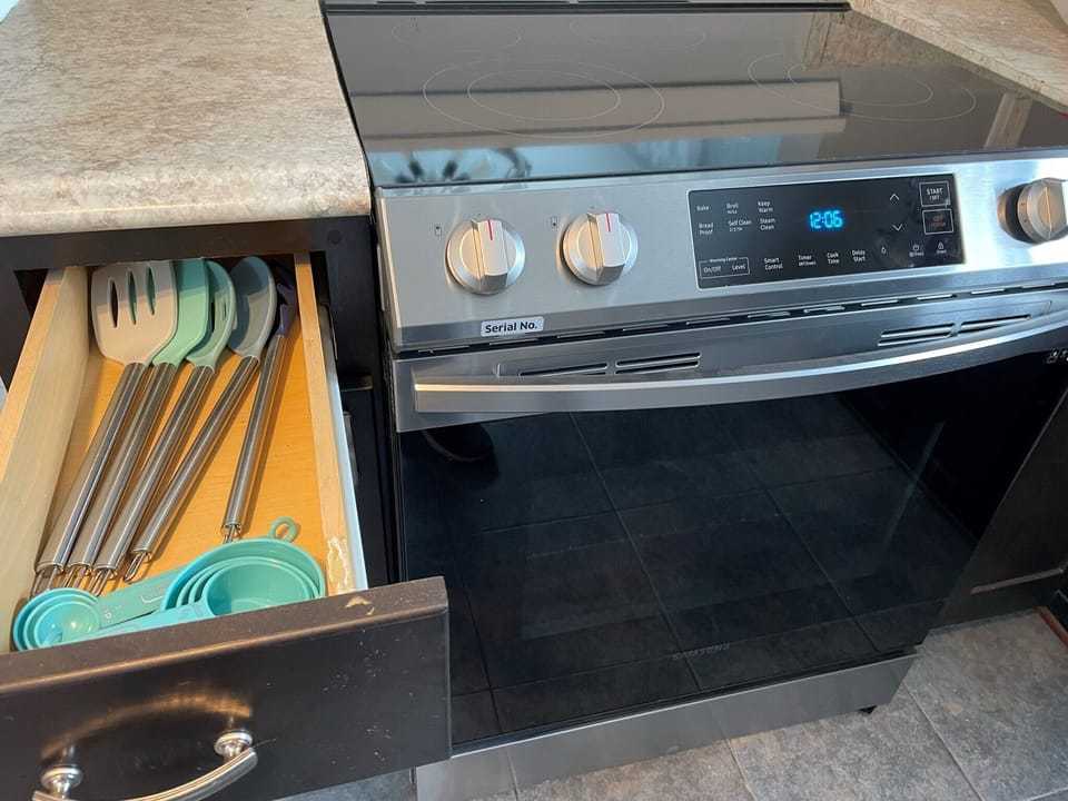 Fully Stocked Kitchen