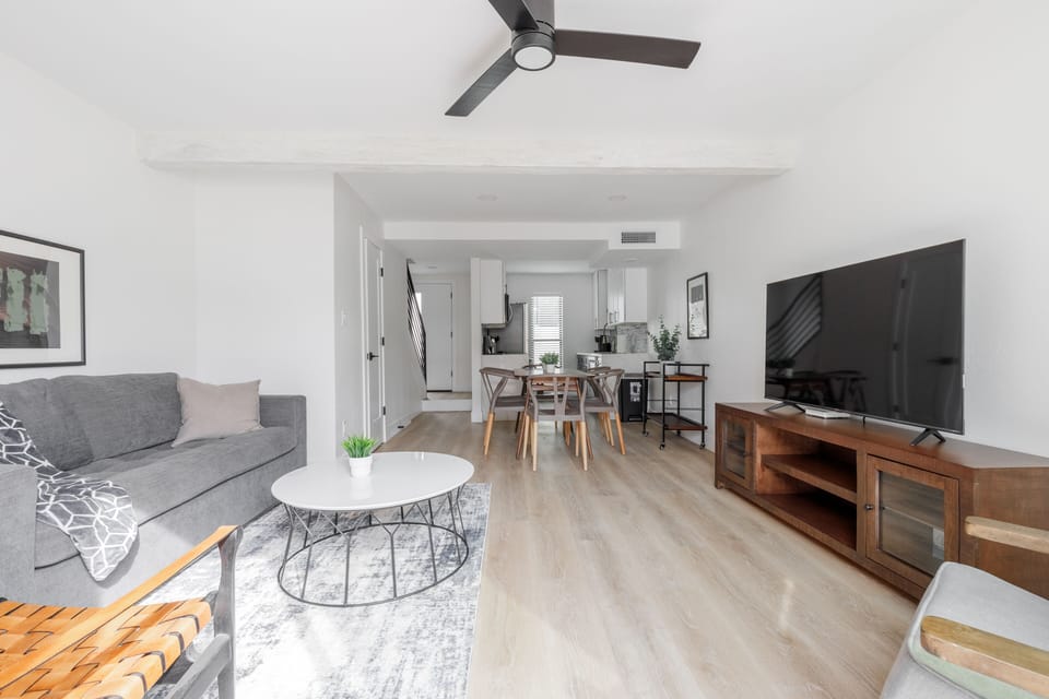 Living room | Side