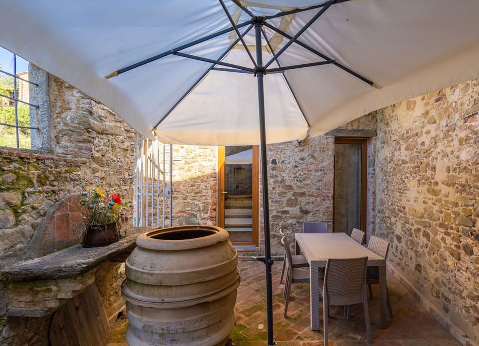 Table, Property, Furniture, Window, Building, Plant, Chair, Wood, Barrel, Interior Design