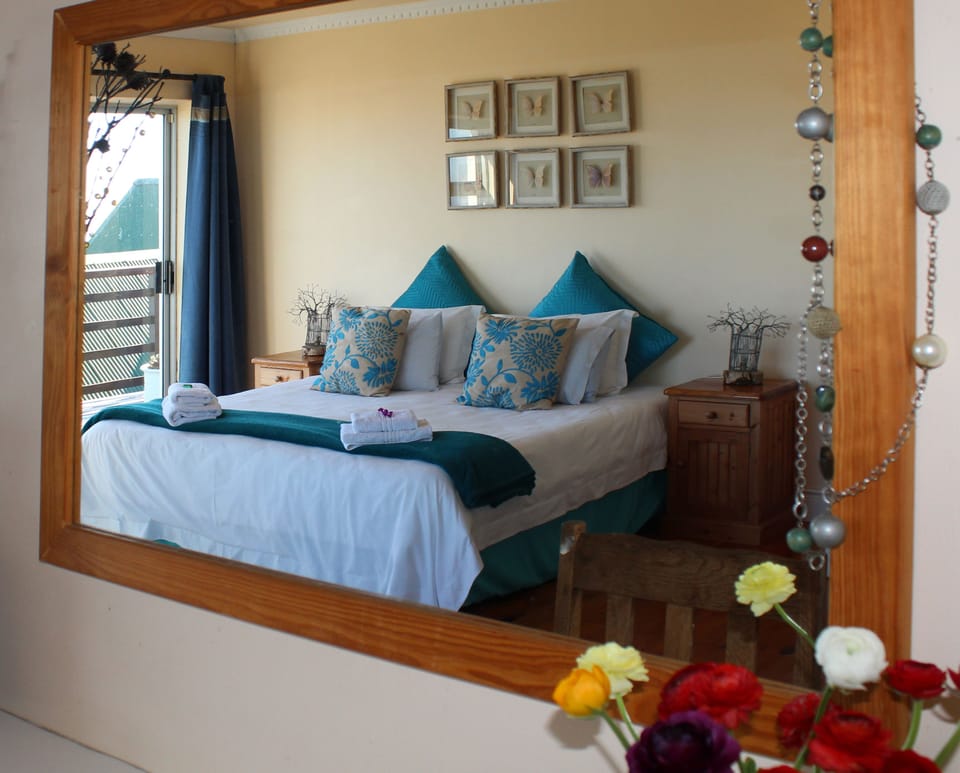 Cape Blue  | Premium bedding, in-room safe, individually decorated, desk