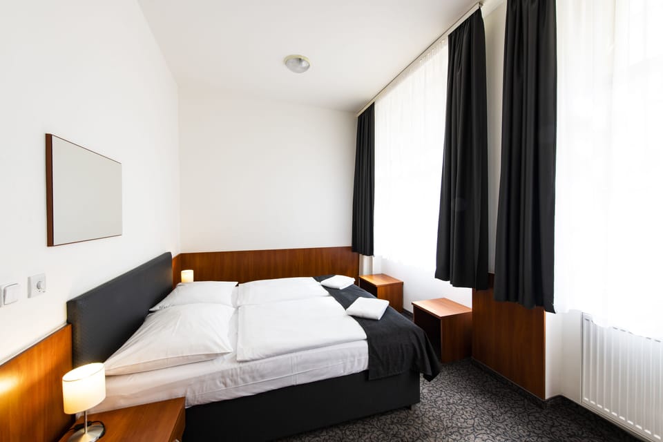 Desk, blackout drapes, free WiFi, bed sheets
