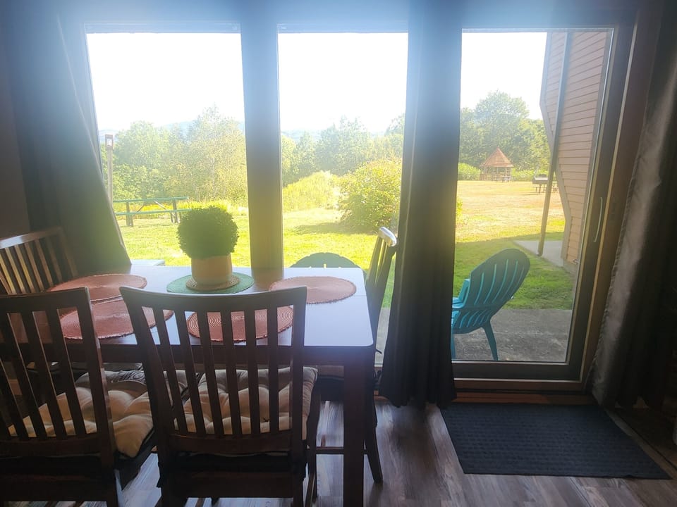 Dining Area looking out to Mountains