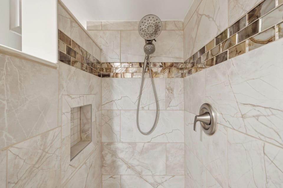 A Closer Look into The Walk-In Shower