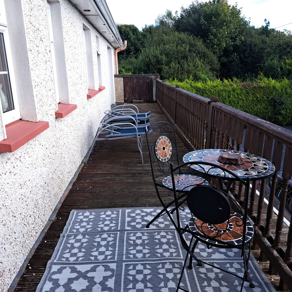 House | Outdoor dining
