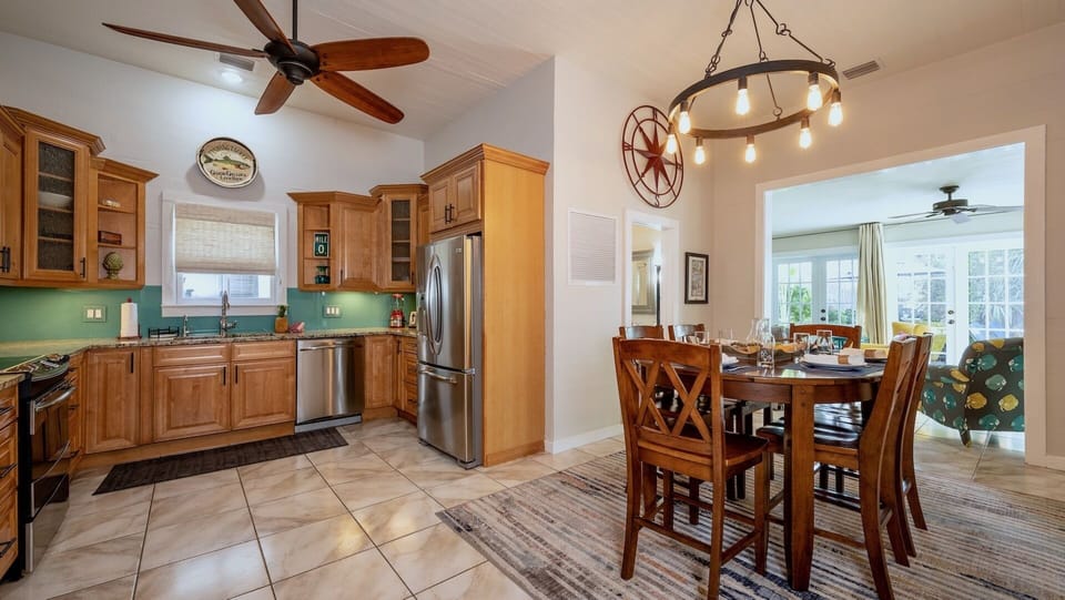 The kitchen flows right into the dining area...