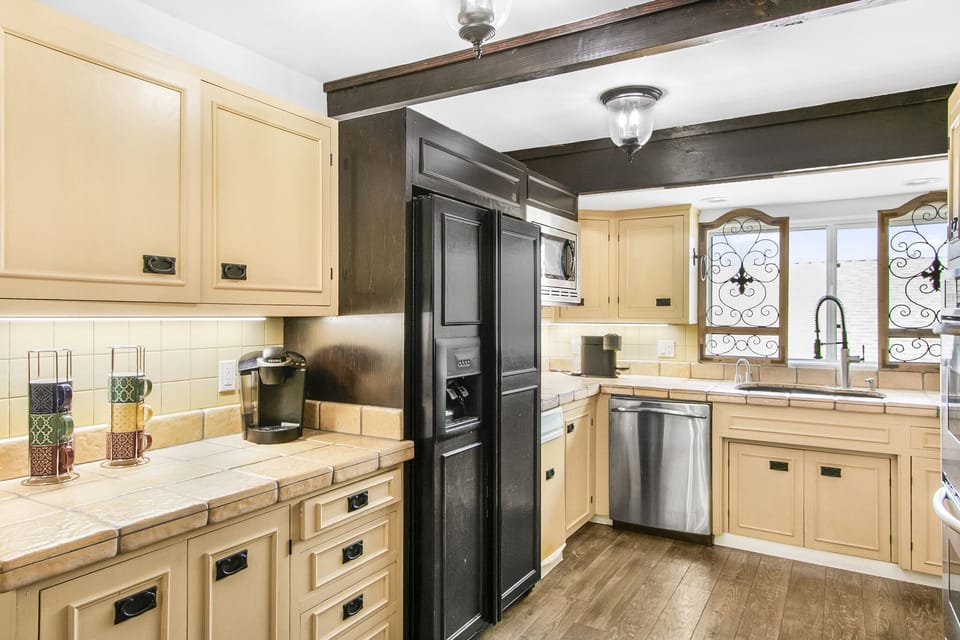 316MAR - Kitchen Area