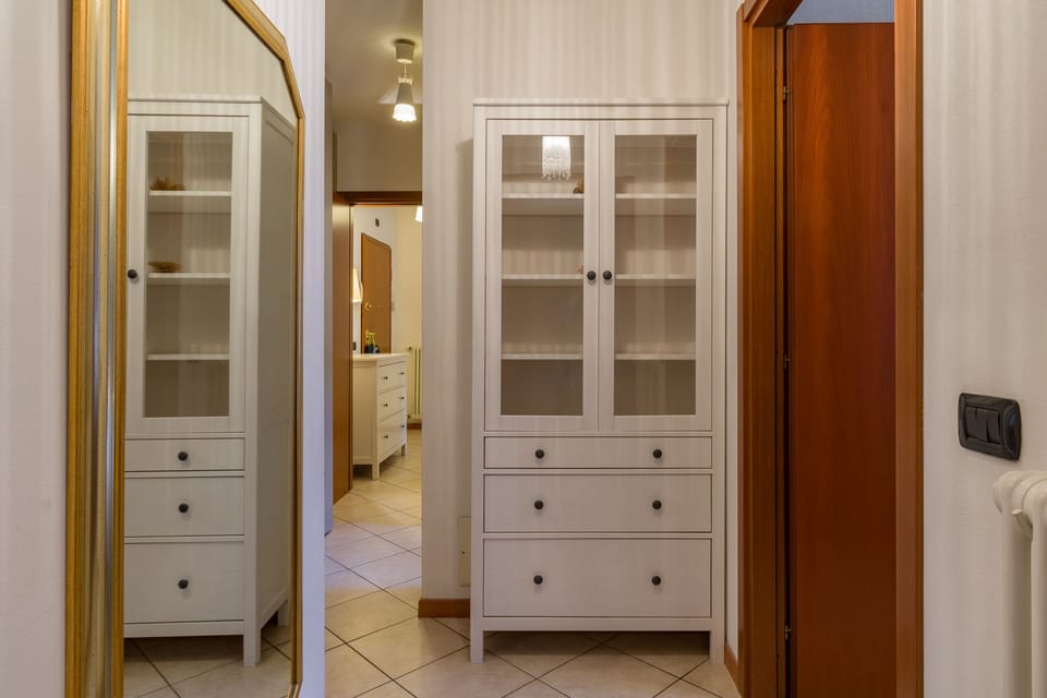 Classic Apartment | Living area | 32-inch flat-screen TV with digital channels, TV