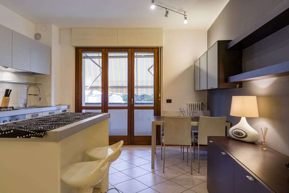 Classic Apartment | Living area | 32-inch flat-screen TV with digital channels, TV