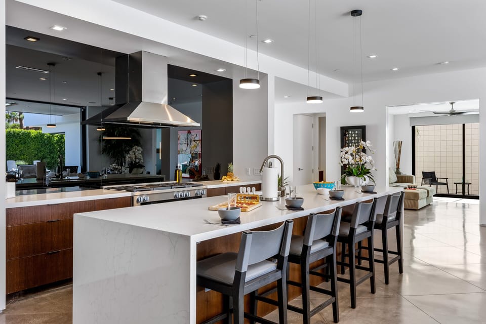 Beautiful chef's kitchen
