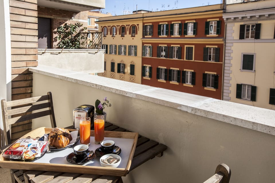 Panoramic Room | Terrace/patio