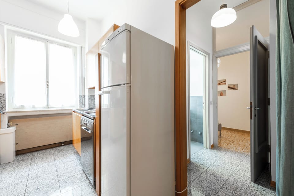 Luxury Apartment | Bathroom | Shower, free toiletries, hair dryer, bidet
