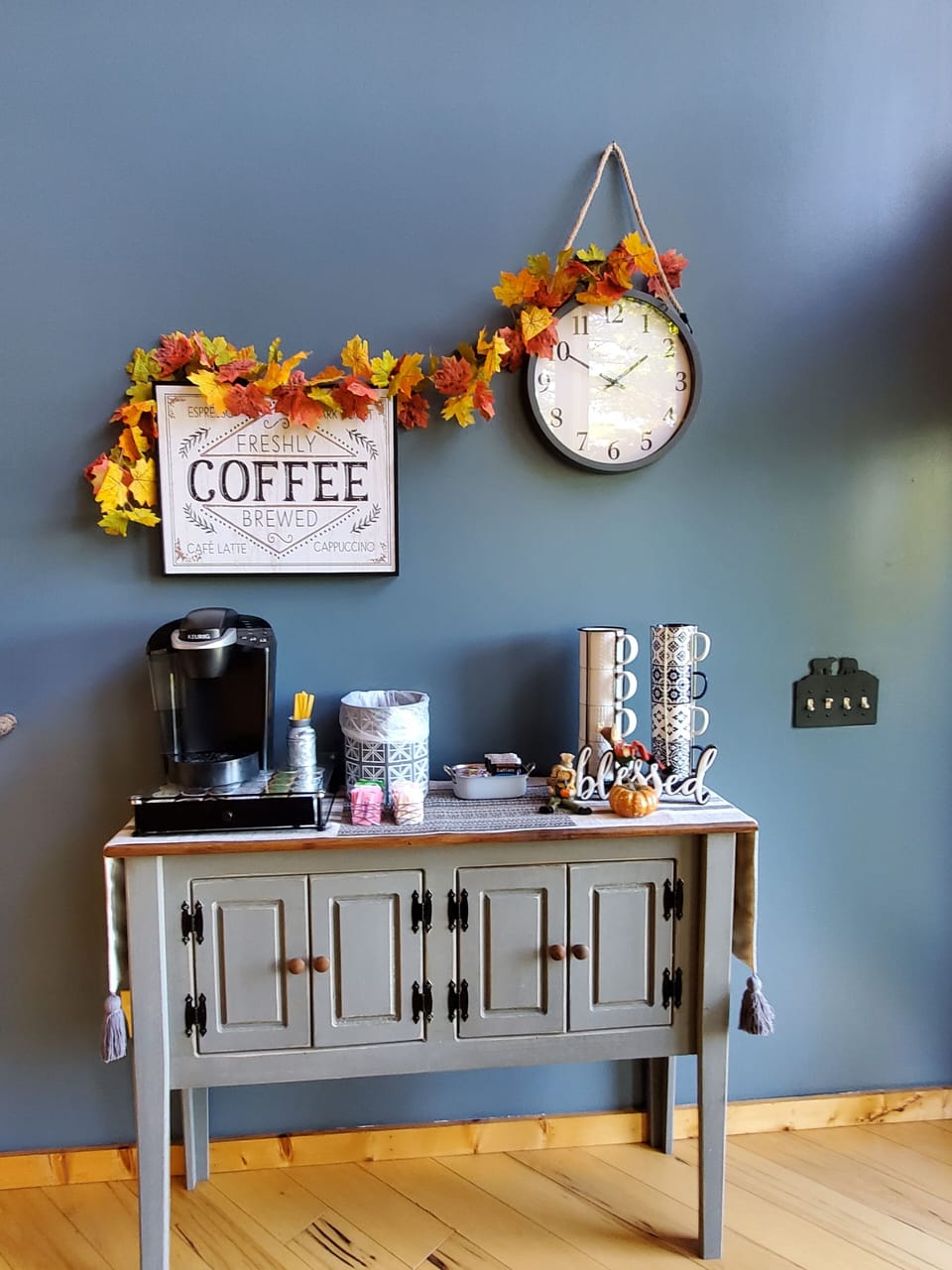 Enjoy coffee on us. 