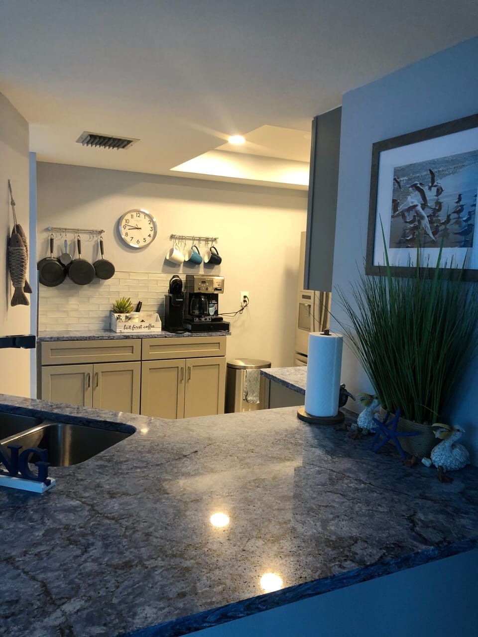 Looking into the kitchen 