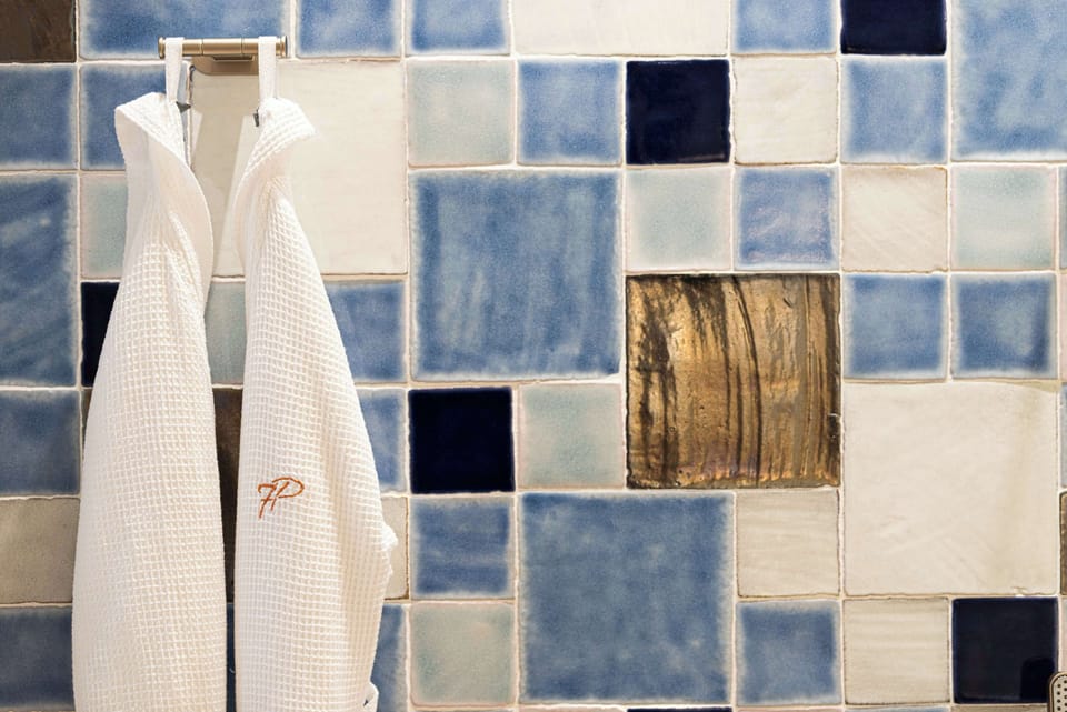 Free toiletries, hair dryer, bathrobes, slippers