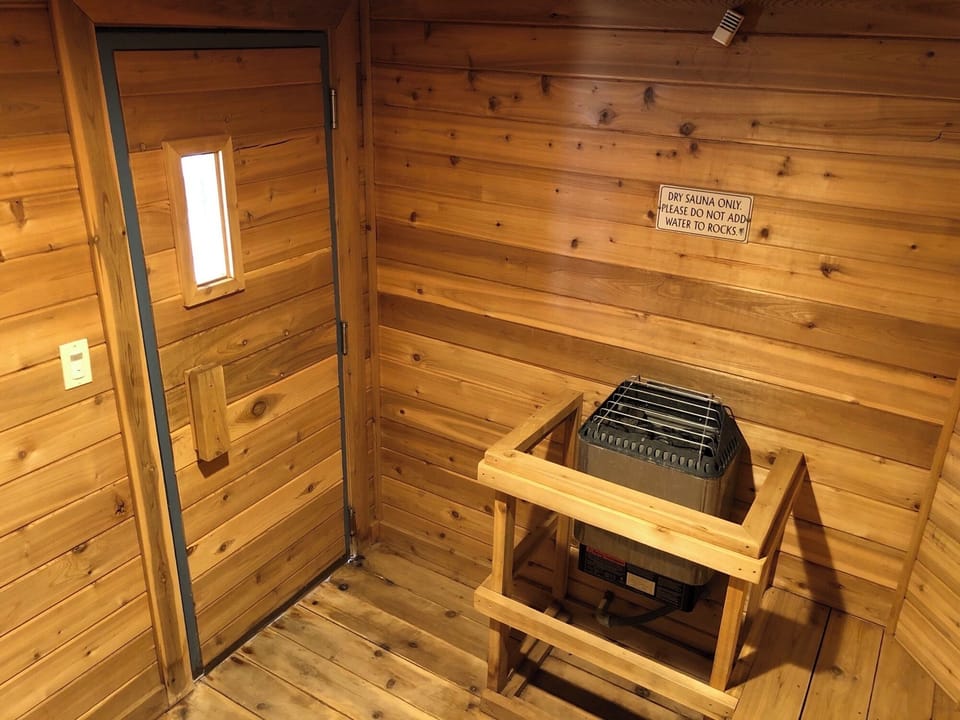 Dry Sauna