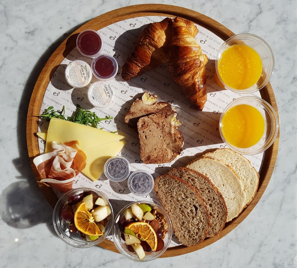 Breakfast meal