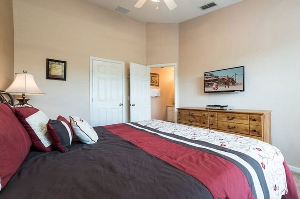 Townhome, 3 Bedrooms | 3 bedrooms, iron/ironing board, free WiFi